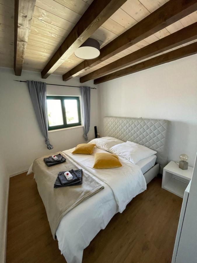Villa Maslina Saric Devrske 外观 照片